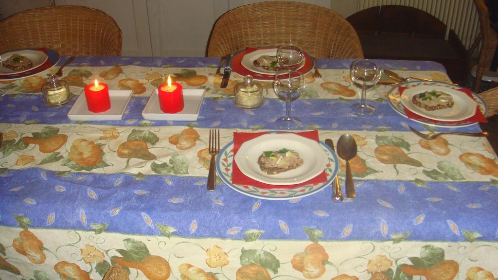 Le Richelieu Bed & Breakfast Uzès Dış mekan fotoğraf