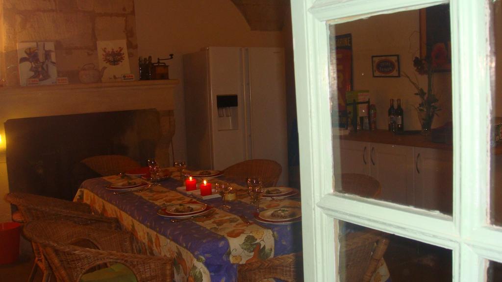 Le Richelieu Bed & Breakfast Uzès Dış mekan fotoğraf