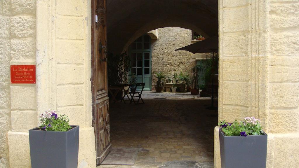 Le Richelieu Bed & Breakfast Uzès Dış mekan fotoğraf