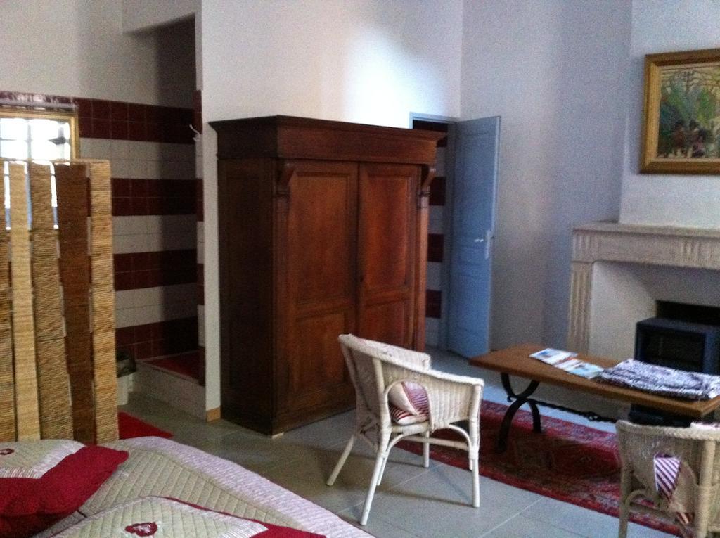 Le Richelieu Bed & Breakfast Uzès Dış mekan fotoğraf