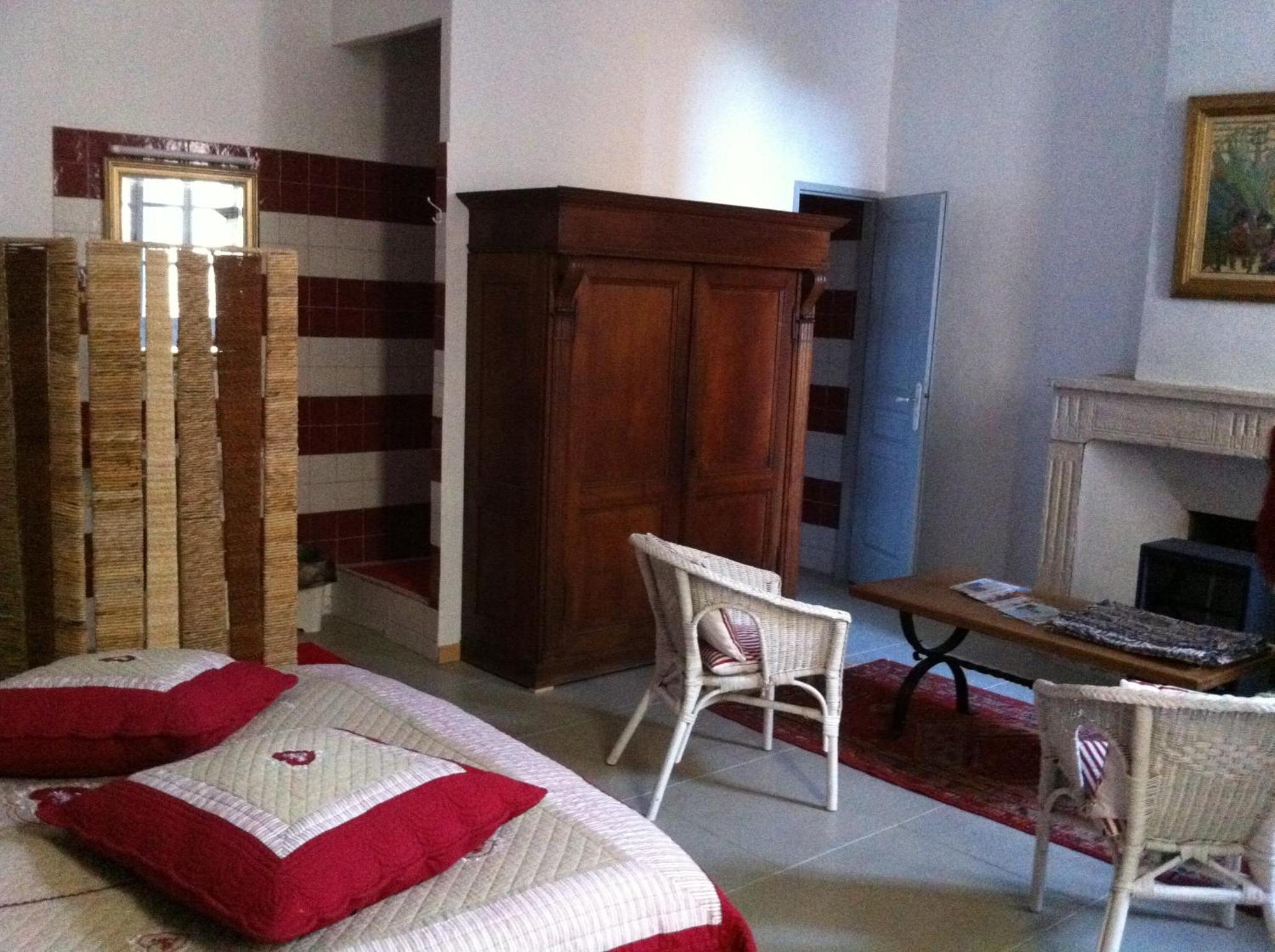 Le Richelieu Bed & Breakfast Uzès Dış mekan fotoğraf